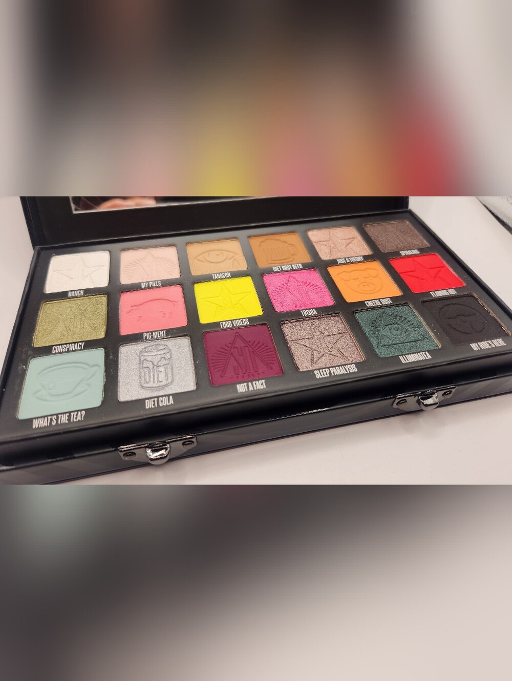 Jeffree Star Cosmetics x Shane Dawson Conspiracy Eyeshadow Palette